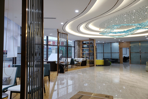 深圳市華僑城·新璽現(xiàn)代風(fēng)格辦公空間裝修案例